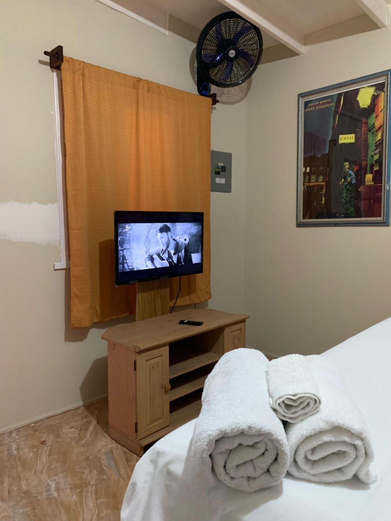 Kingsworth Bed And Breakfast 킹스톤 외부 사진